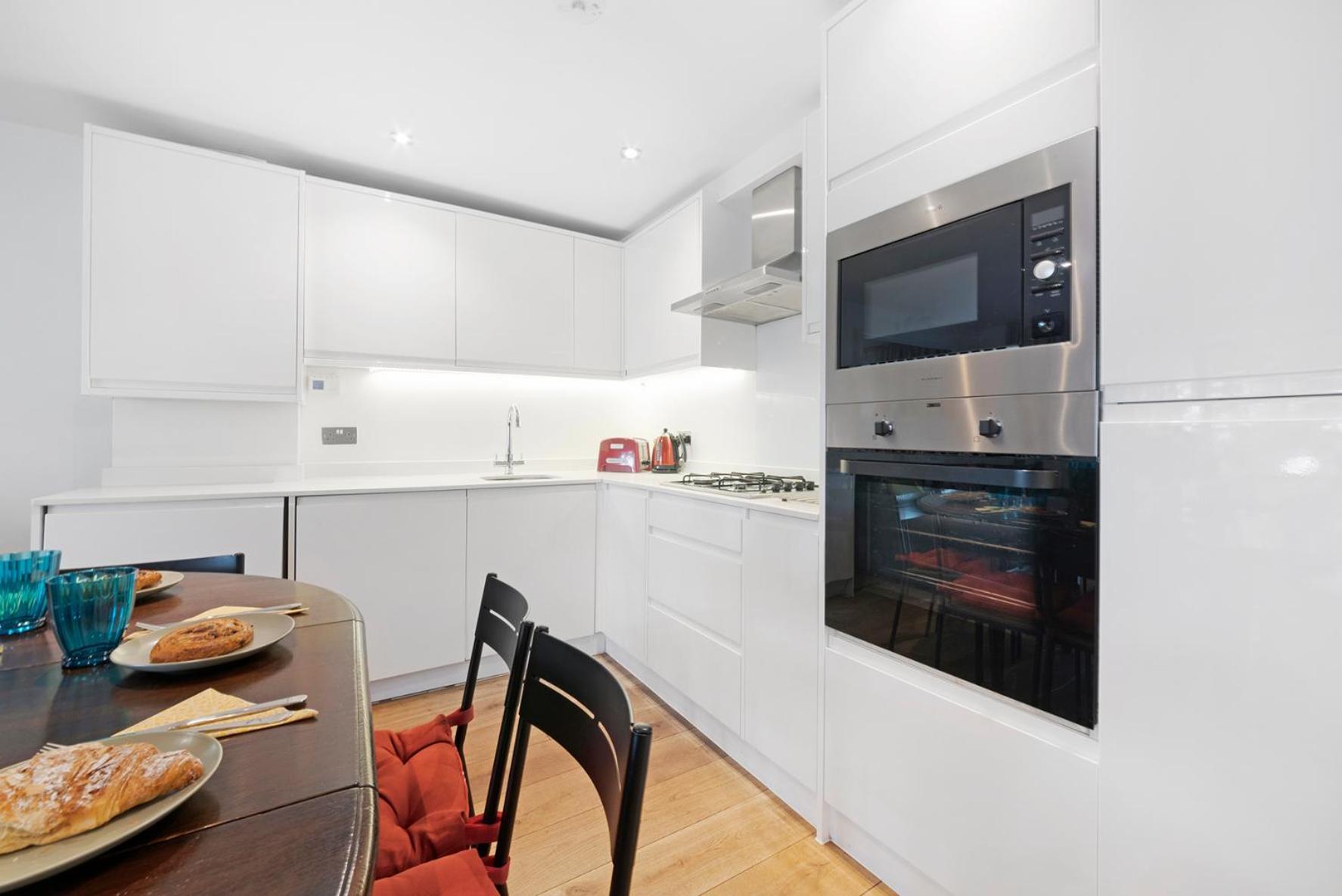 Hermitage Road Apartment By Morethanstays 런던 외부 사진